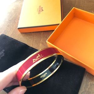 Hermès enamel bangle
